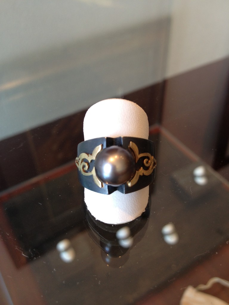 Sterling silver and 18K gold ring with black Tahitian Pearl $995