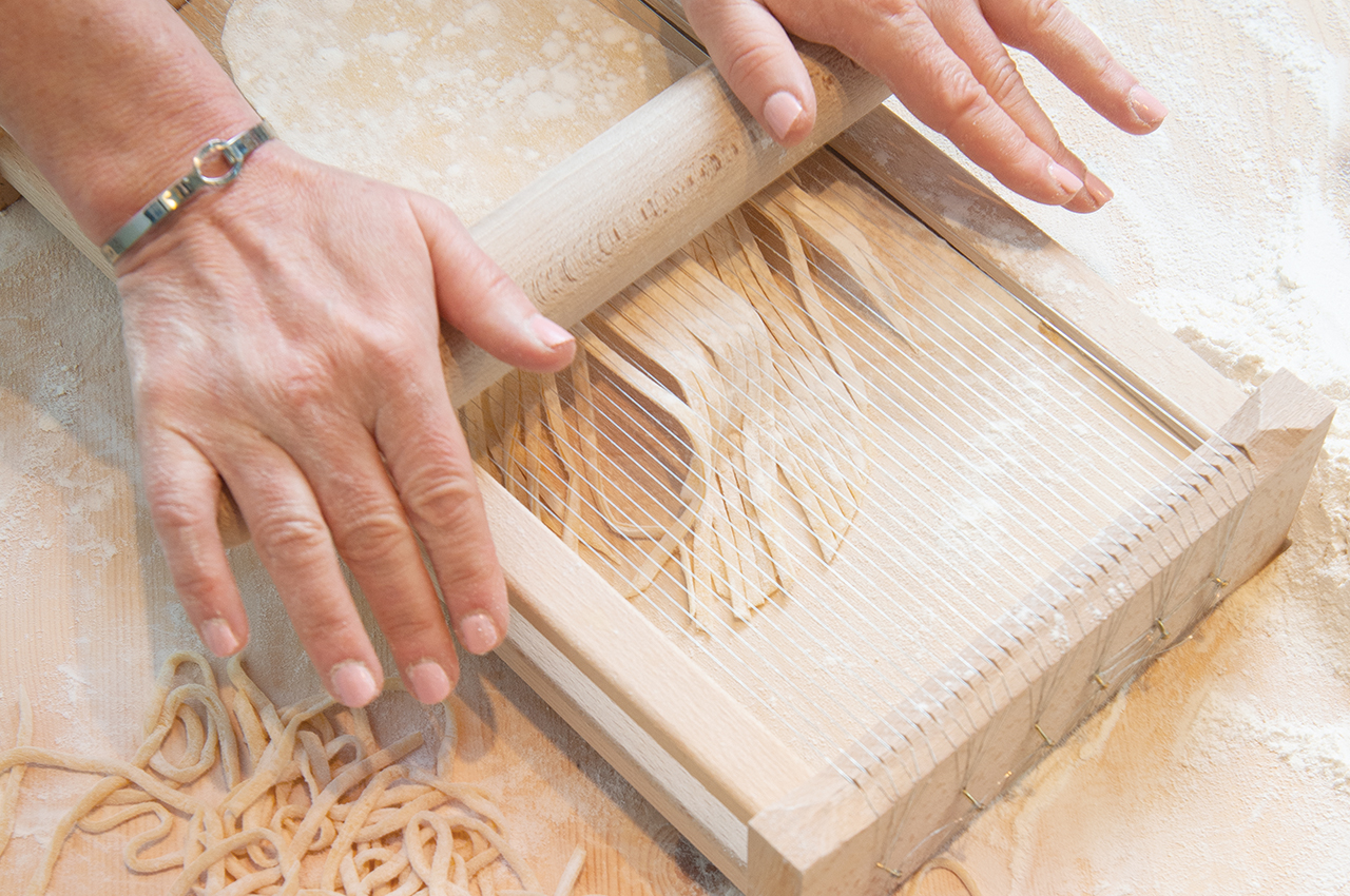 Chitarra Pasta Cutter - Cooking with Alessandra